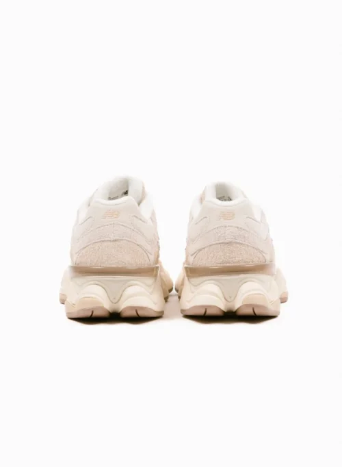9060 Bisque / Sea Salt U9060CCB -Urban Sneakers Shop image 1233