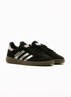 Adidas Originals Handball Spezial – Core Black / Silver Metallic / Gum5 14 Adidas Originals Handball Spezial – Core Black / Silver Metallic / Gum5 -Urban Sneakers Shop image 493