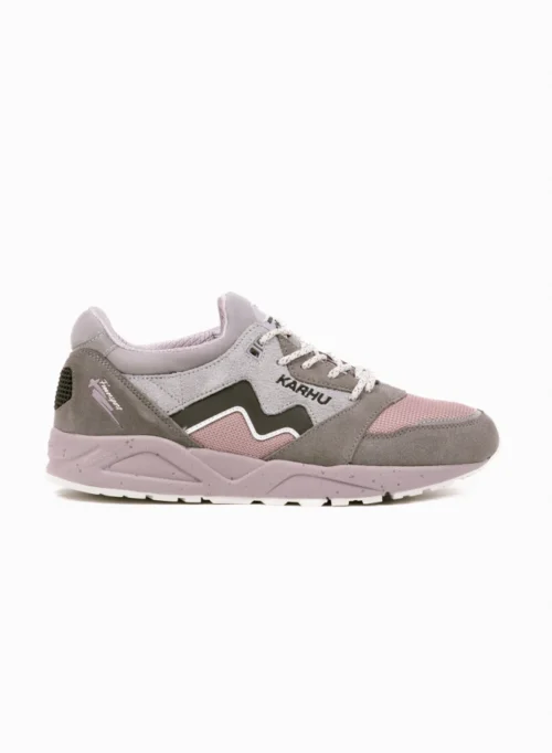 Karhu Aria 95 Smoked Pearl / Caviar